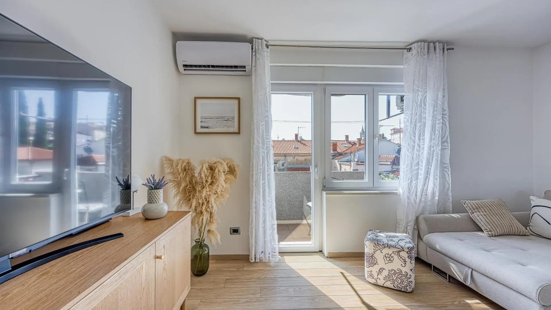 Liu Apartment In Pula Center